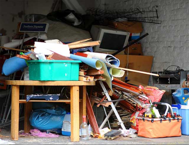 Entrümpelung einer Gemeindewohnung, Wiener Wohnen Räumung